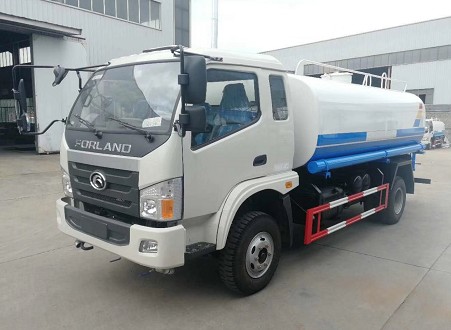 8方灑水車(chē)上什么牌照_福田瑞沃9噸綠化灑水車(chē)廠(chǎng)家價(jià)格