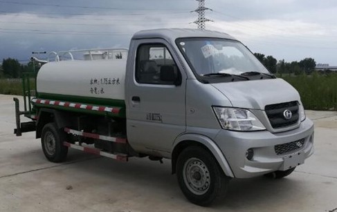 國五昌河藍牌2噸綠化灑水車(chē)廠(chǎng)家價(jià)格